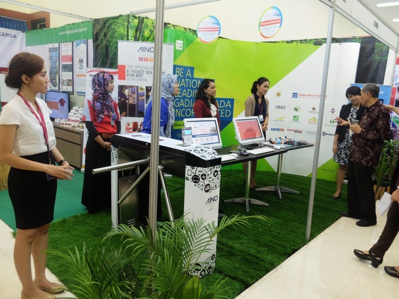 Pengenalan mCampus di UGM Expo