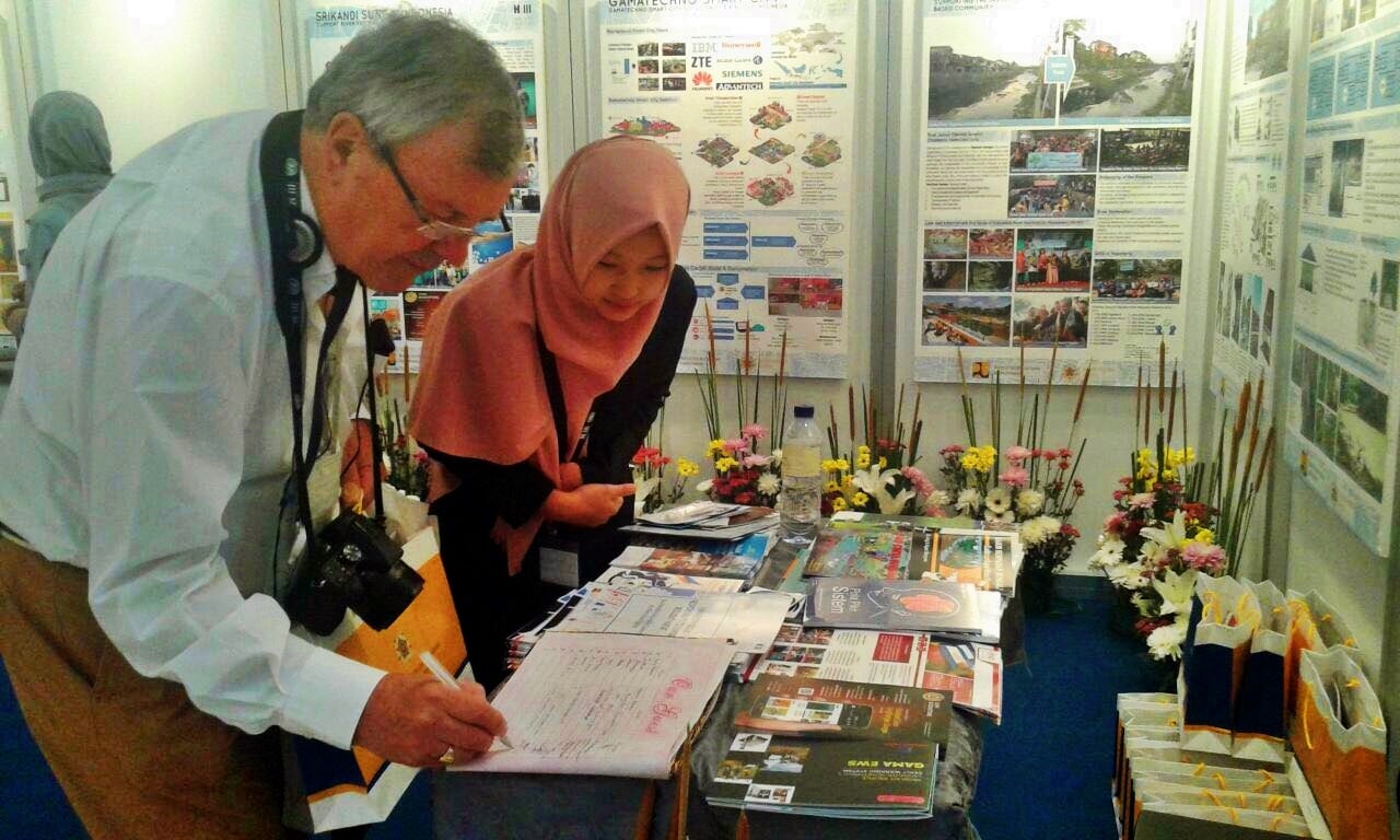 booth gamatechno pbb habitat iii surabaya