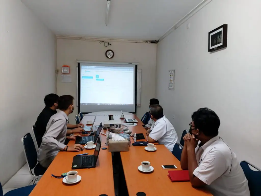 PT Rachmat Perdana Adhimetal, Screening & Monitoring Kondisi Kesehatan 300 Karyawan Pabriknya Gunakan Cared+ 1 PT Rachmat Perdana Adhimetal, Screening & Monitoring Kondisi Kesehatan 300 Karyawan Pabriknya Gunakan Cared+ 1